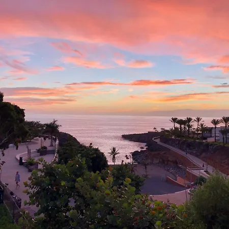 Pleasantly Studio With A Sea View And Pool, Paraiso Del Sur 611 Адехе