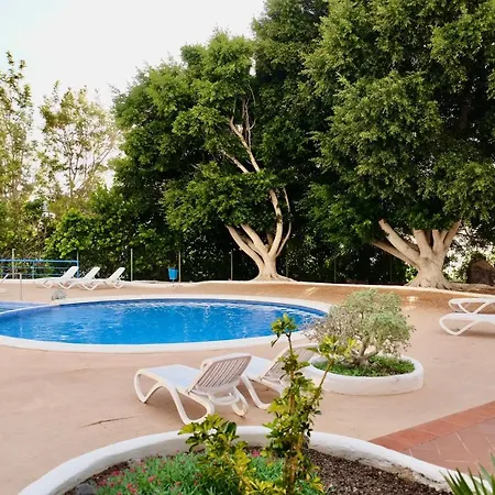 Дом отдыха Pleasantly Studio With A Sea View And Pool, Paraiso Del Sur 611 Адехе